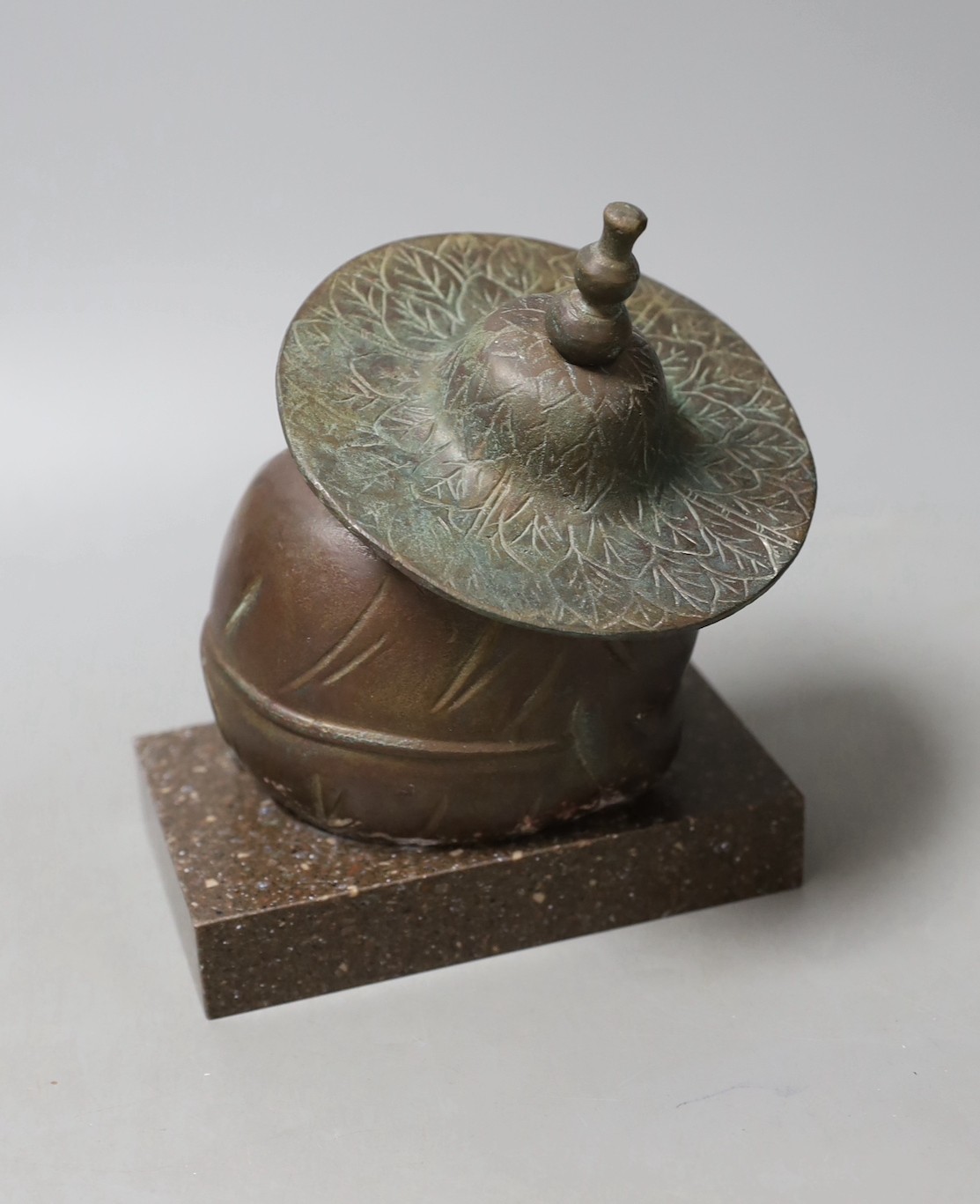 A South East Asian bronze of the drunken poet Li Bai, 17cm